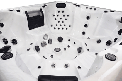 Earthspas Mauna Kea 7-Person Hot Tub | Premium Hydrotherapy Spa