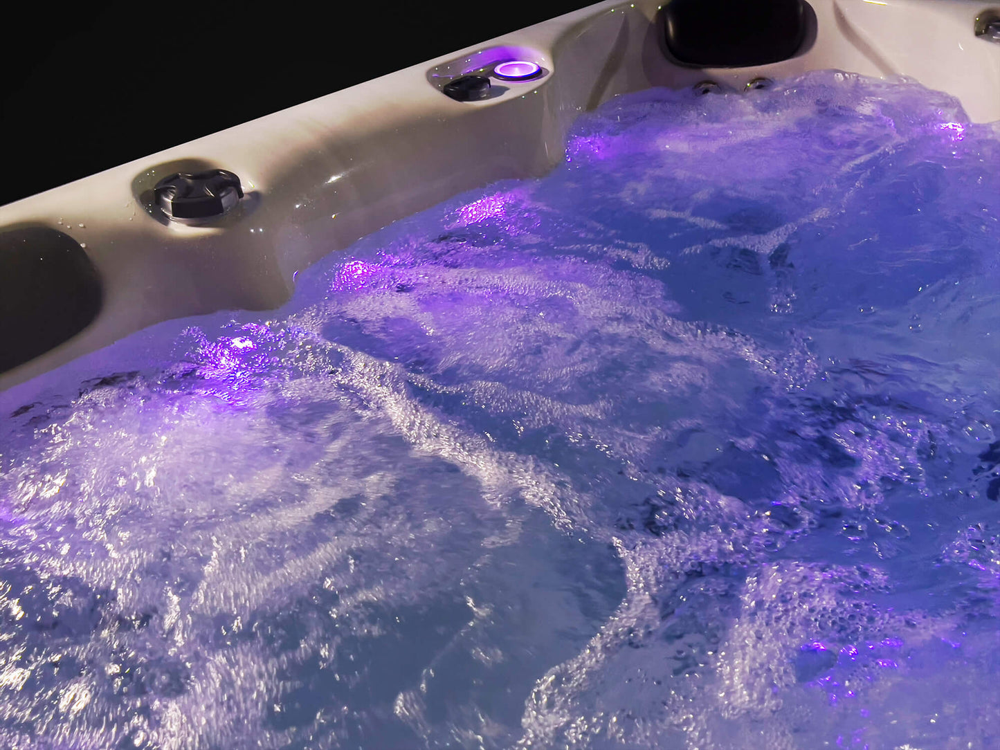 Earthspas Mariana 6-Person Hot Tub | 55-Jet Hydrotherapy Spa
