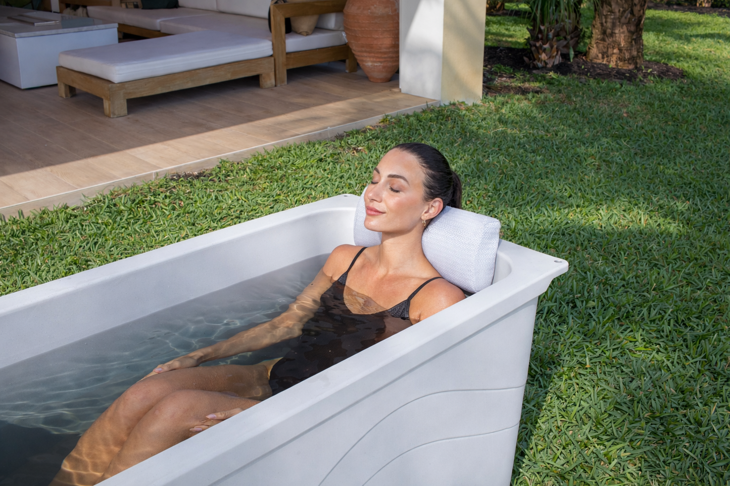 Frozin 400 Cold Plunge Tub | 100-Gallon Insulated Ice Bath | Chiller-Ready